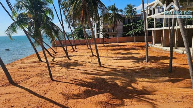Bán hạ tầng khách sạn 4000m2 mặt biển Huỳnh Thúc Kháng, 62m mặt biển. - 2