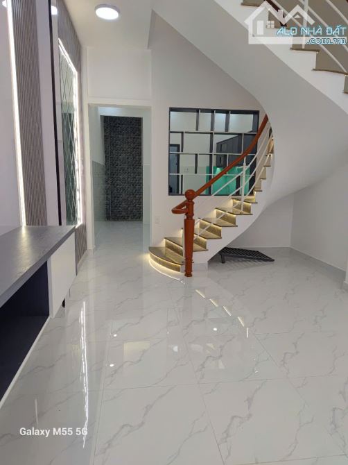 Nhà Mới Tinh 8.9Tỷ - 4 Tầng Đẹp - Hẻm 3.5 m. Nguyễn Biễu Q5 - 2