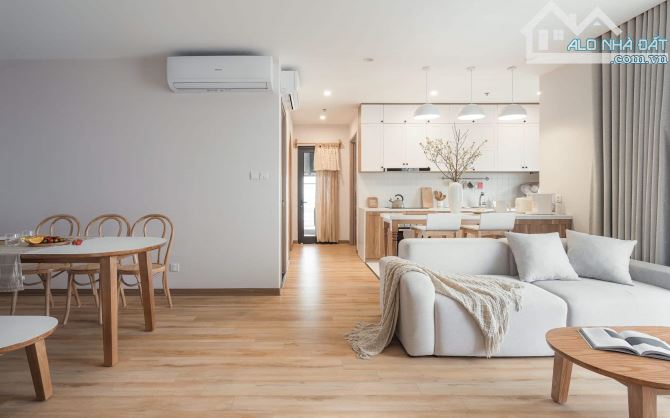 Bán nhà lô góc 8 tầng phố Liễu Giai, 2 mặt đường ô tô tránh kinh doanh, DT 70m2, MT 6m - 2