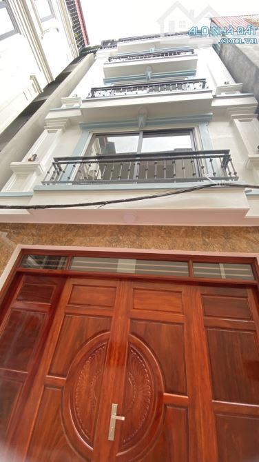 Bán nhà 5 tầng mới koong, trung tâm Việt Hưng, 10m ra ô tránh, DT 40m2, Mt 5m, giá 6 tỷ+ - 2