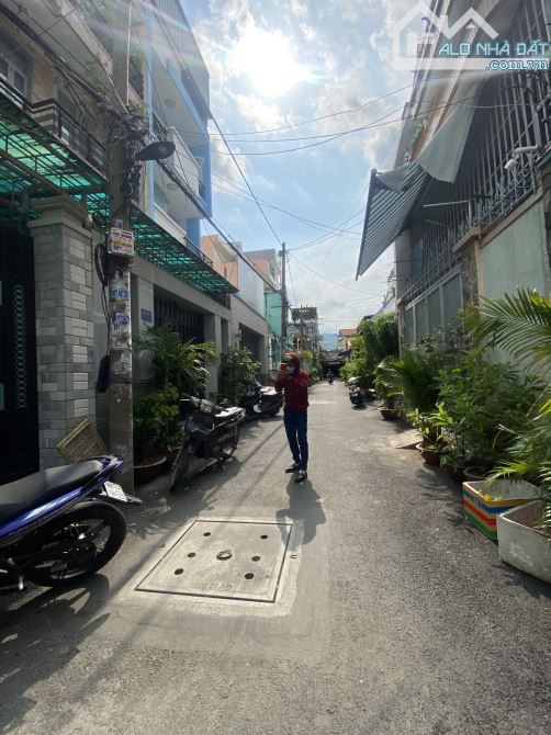 BÁN NHÀ HXH 5M -ĐƯỜNG QUANG TRUNG F11- GV-DT 5X16,5M- CN 74M2 -GIÁ 7,6 TỶ TL - 2