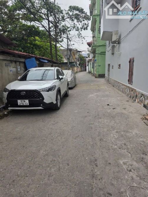 PHỐ THƯỢNG THANH,LONG BIÊN 6tỷ 65m MẶT TIỀN 4m Ô TÔ ĐỖ TRƯỚC ĐẤT - 2