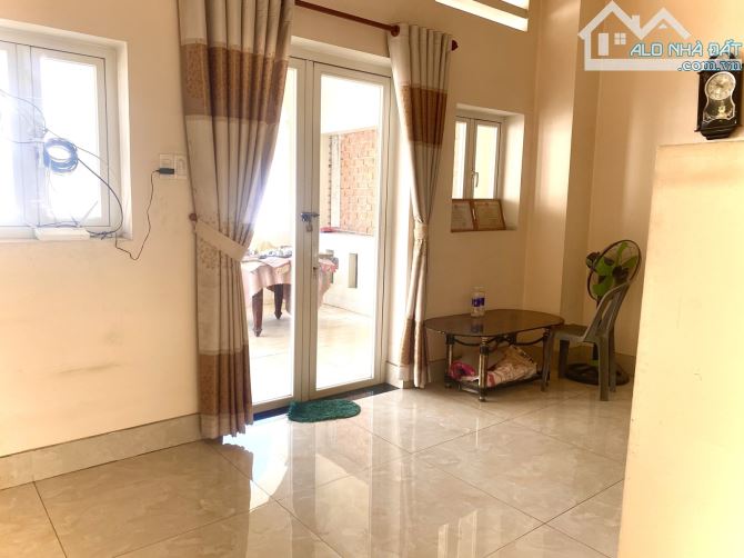 BTT.S33.16.550D - Bình Trưng Tây - Nhà trong hẻm Lê Văn Thịnh - 120m2 4 tầng ngang 5m - 2