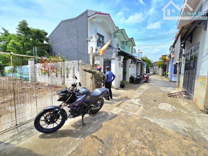 bán đất 447m2 thổ cư đường số 10 Tăng Nhơn Phú B, Q9 - giá 14 tỷ - 2