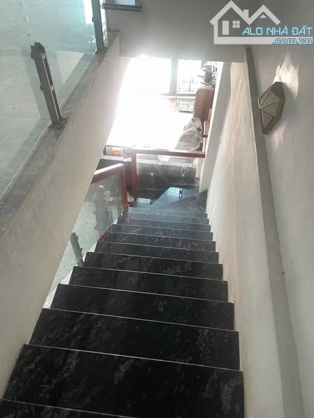 🏡 BA CHỮ - VÂN NỘI | NHÀ LÔ GÓC 5 TẦNG SIÊU ĐẸP – CÁCH CẦU NHẬT TÂN 5 PHÚT - 2