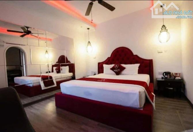 Bán biệt thự đơn lập khu đô thị Mỹ Đình 2 lô góc, phân lô, ô tô tránh, vỉa hè giá 69 tỷ - 2