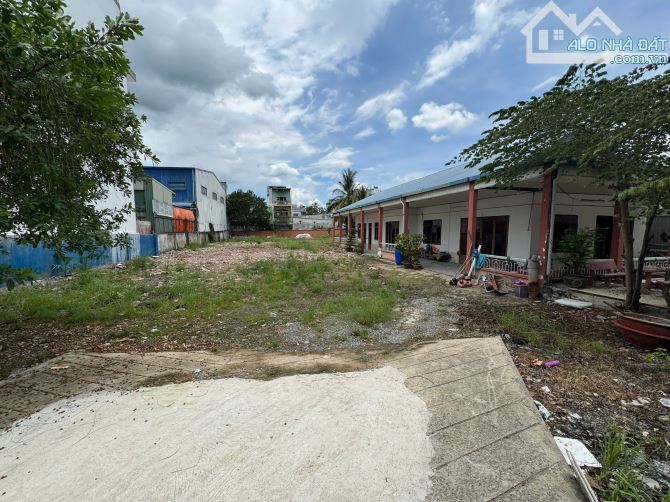 Bán lô đất 1,805m2, đường số 30, Phường Linh Đông, Thủ Đức, Giá 167 tỷ - 2