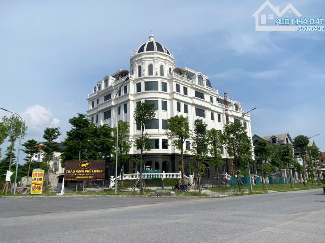 BIỆT THỰ PHÚ LƯƠNG 200M2, MT10M, 4T, HOÀN THIỆN ĐẸP LUNG LINH, GIÁ NGON - 2