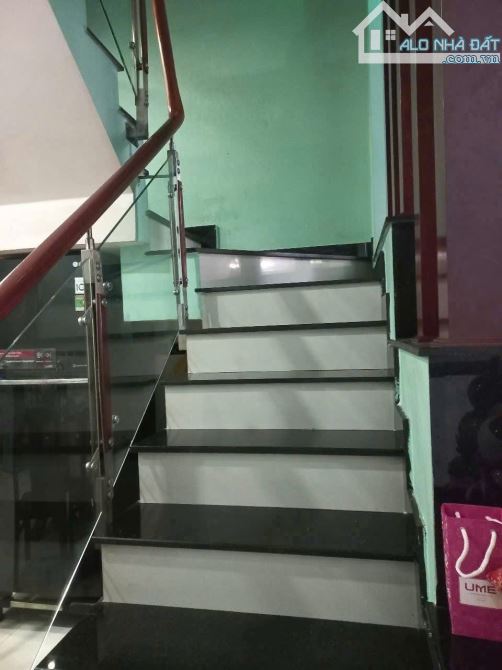 Gấp Bán nhà gần mặt tiền Đ số 8 sát chợ liên khu 5-6 -56m2,4Tầng 5 tỷ 2 - 2