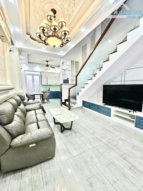 Bán nhà Hẻm Xe hơi đậu trong nhà tại đường Nguyễn Thị Thập quận 7, 3 lầu, giá 8 tỷ - 2