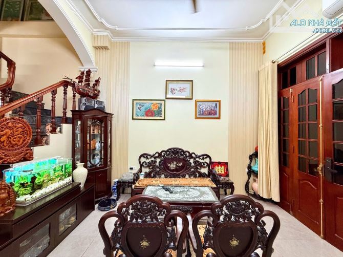 TRẦN ĐĂNG NINH _ CẦU GIẤY _ PHÂN LÔ VIP. 55 m2 x 5 T, giá 18 tỷ - 2