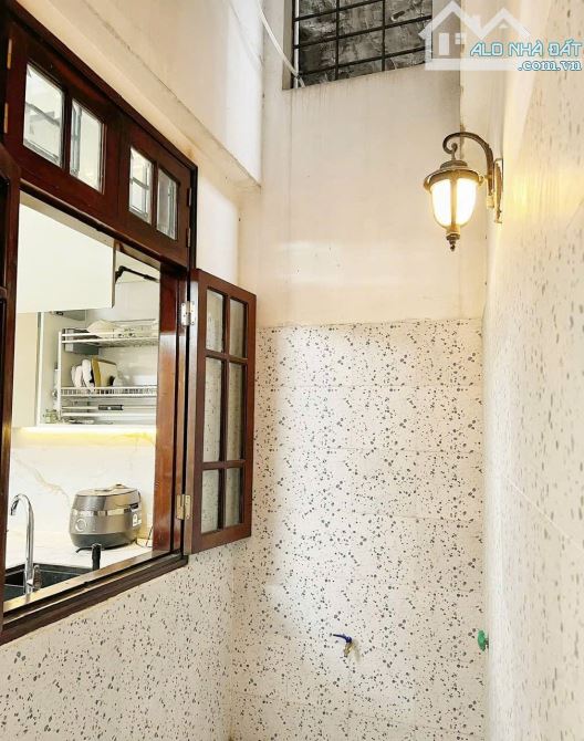 Vũ Ngọc Phan, Phân lô Ô tô, Ngõ thông kinh doanh, dt 85m2, 5 tầng, mt 5.3m, Giá 22.8 tỷ. - 2