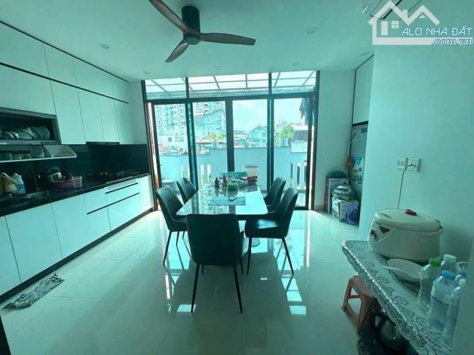 BÁN NHÀ ĐÊ LA THÀNH 39m- 6 TẦNG - MT 5.4m LÔ GÓC, 2 THOÁNG, THANG MÁY, VỈA HÈ 16 TỶ - 3