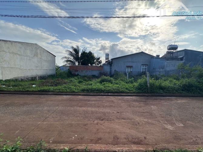 BÁN ĐẤT YMOAN RẺ TRÁI PHƯỜNG BMT, ĐẤT ĐẸP BẰNG PHẲNG, KHU DÂN CƯ ĐÔNG ĐÚC - GIÁ: 1 TỶ 490 - 3