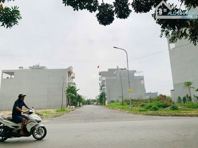 Duy nhất lô đất phân lô đống chuối Hướng ĐN giá đẹp nhất khu - 3
