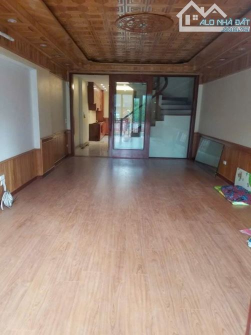 cho thuê nhà Nguyễn Chí Thanh Đống Đa 65m X 6 tầng mặt tiền 6,5m thang máy. - 3