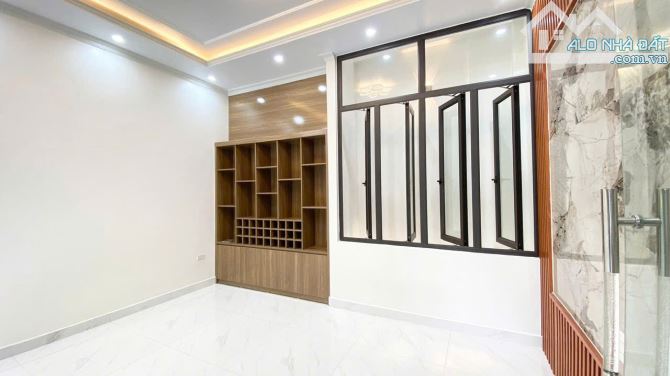 Bán Nhà 4 Tầng Gần Vinhomes Riverside Hải Phòng, Sở Dầu – View Vườn Hoa, Đường Ô Tô  5,5tỷ - 3