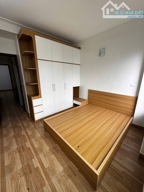 SIÊU HIẾM!!!. Cần bán gấp nhà tổ 15 Yên Nghĩa 39m2x5T, Full nội thất, ngõ ô tô qua. - 3