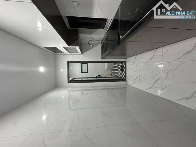 4.15 tỷ bán căn hộ tập thể Kim Liên 65m2 sử dụng, tầng 2 rất hiếm nhà bán, căn hộ thiết kế - 3