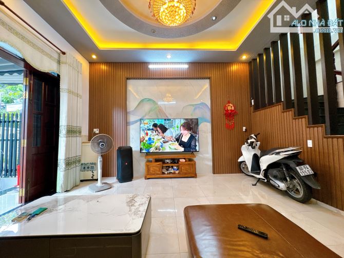 NP755 Bán nhà 1 trệt 1 lầu mái thái kiên cố P.Hố Nai ngay trường Lê Hồng Phong - Biên Hoà - 3