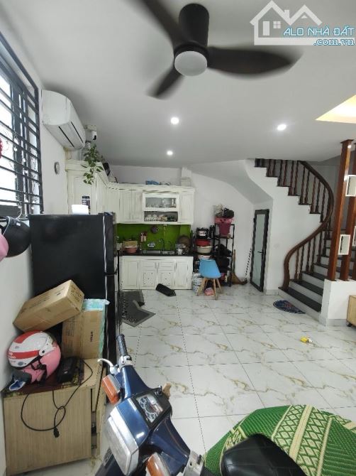 Bán nhà Xuân Phương, 44m2, 4 tầng, lô góc, view đẹp, gần phố, gần ô tô, giá nhỉnh 7,5 tỷ. - 3