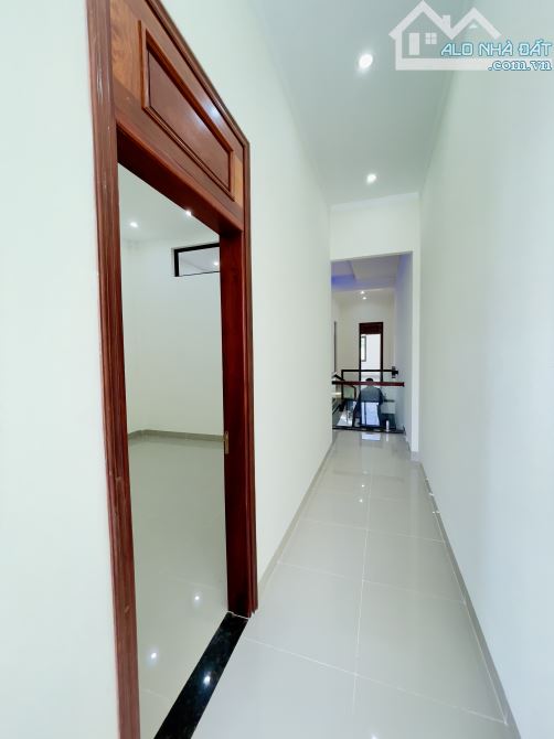 Nhà Siêu Đẹp Hẻm Lý Nam Đế - Đường nhựa thông - 4