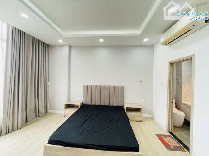 NHÀ HẺM XE HƠI GIÁ TỐT NHẤT TRÊN PHẠM VĂN CHIÊU - 3 TẦNG - 48M² NGANG 4M - NHỈNH 5 TỶ - 4