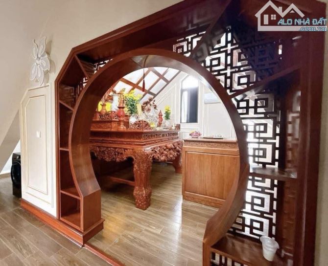 Bán Biệt thự đường Tố Hữu, KĐT Vạn Phúc 170m2*4T, m tiền 11m, full nội thất, ở luôn, 39 tỷ - 4