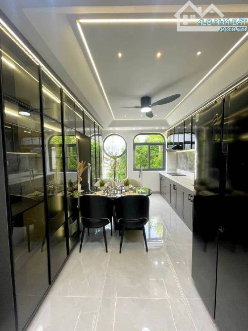 Bán nhà đẹp full nội thất 4 tầng, đường Quang Trung, Gò Vấp, hẻm 6m, 40m2, nhỉnh nhẹ 6 tỷ! - 4