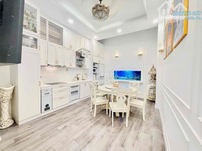BÁN NHÀ MẶT TIỀN ĐƯỜNG NGUYỄN KIỆM- 3.5x 24m.Q. PHÚ NHUẬN- 3 TẦNG- GIÁ CHỈ 20 TỶ - 4