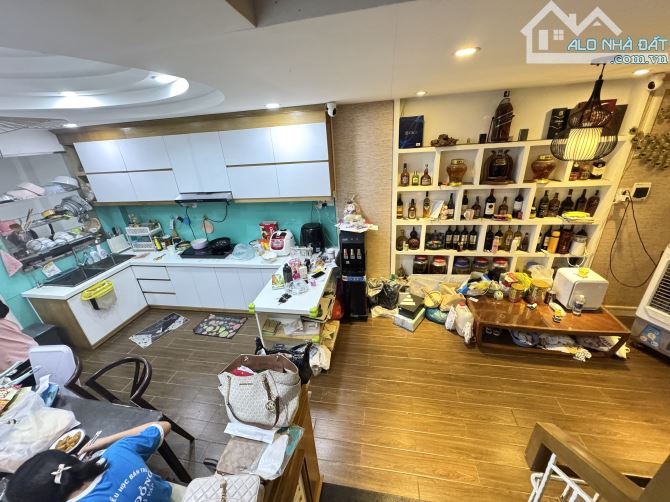 NHÀ ĐẸP 4Tầng (4 x 15) 4P ngủ, OTO VÀO NHÀ, gần Nguyễn Văn Lượng, Gò Vấp chỉ hơn 8Tỷ - 4