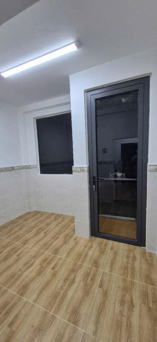 Nhà Đẹp Đúc Thật - 3 Lầu + Sân Thượng - Ngay Dương Bá Trạc Quận 8 -Chỉ 3 Tỷ 850 TL - 4