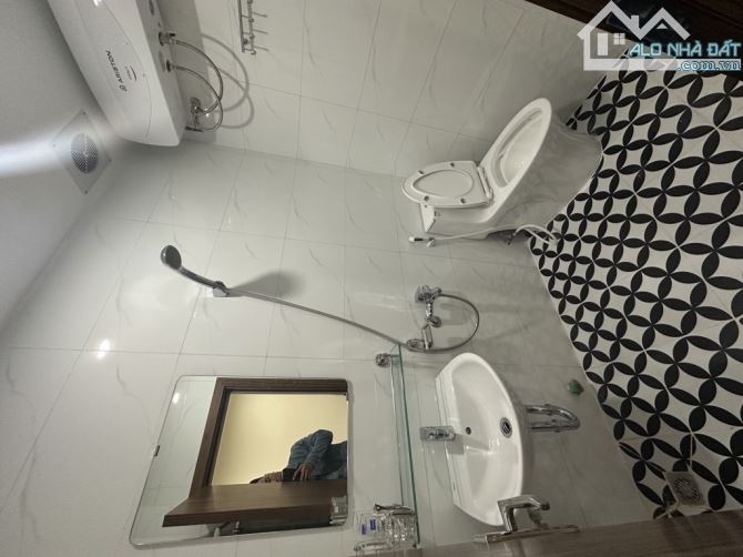 4.15 tỷ bán căn hộ tập thể Kim Liên 65m2 sử dụng, tầng 2 rất hiếm nhà bán, căn hộ thiết kế - 4
