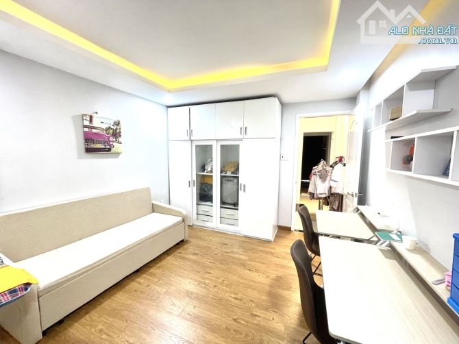 THOẠI NGỌC HẦU ,KẾ Mặt tiền, 55m2, 3 lầu 4.8 tỷ. - 4