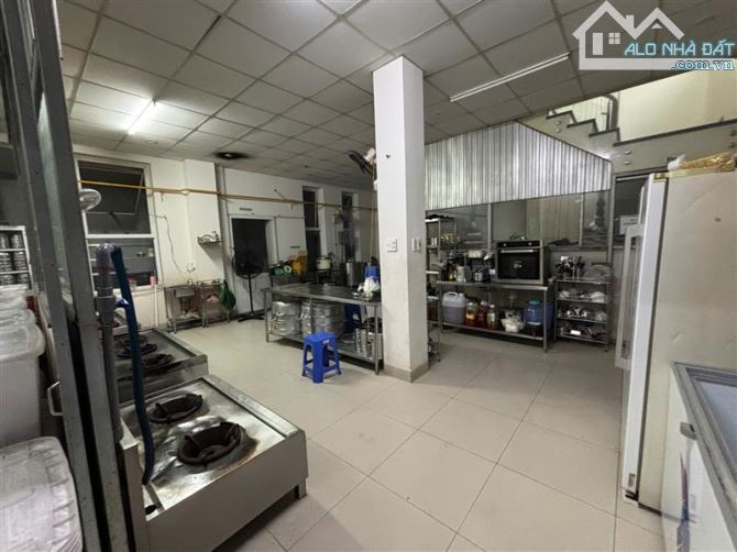MẶT TIỀN VILLA KINH DOANH ĐA NGÀNH NGHỀ- KHU PHÂN LÔ ĐÒNG BỘ- 250M2- 21 TỎI - 4