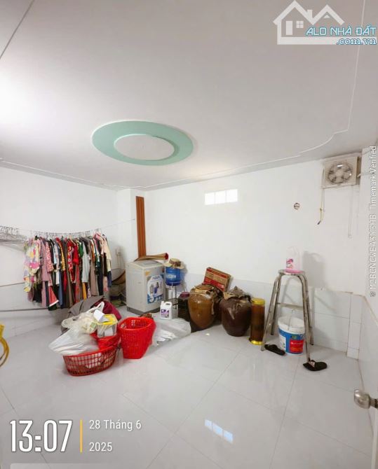 Bán nhà Trung Tâm Dĩ An,SHR đường nhựa xe hơi phà phà,gần trường THPT Dĩ An - 4