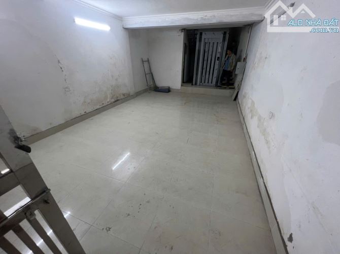 Cho thuê nhà mới xây 5 tầng, có thang máy Tôn Đức Thắng, Phường Văn Chương, Đống Đa 20tr - 4