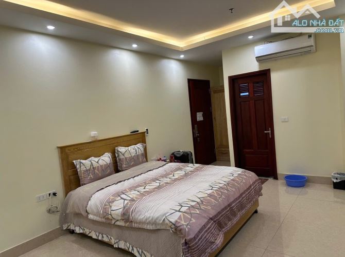 Chuyển đổi mô hình kinh doanh muốn nhượng lại Khách sạn 7 Tầng Lô Góc   Nhìn vườn hoa hòa - 5