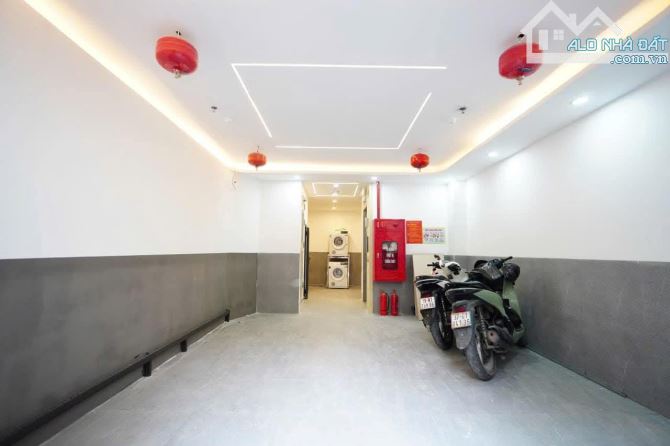 Bán Tòa CHDV Mỹ Đình, Đình Thôn, Từ Liêm,Ngõ Rộng, Lô Góc, 60m*7T*mt5*11P kk,Dòng tiền 50 - 5
