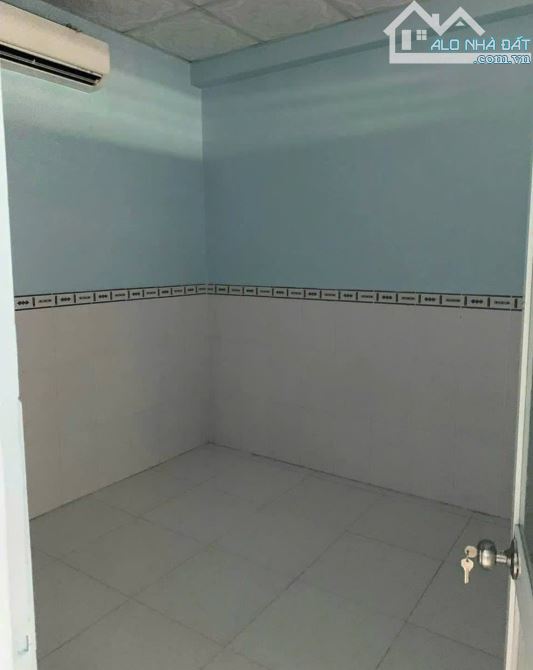 Gấp Cần Bán Căn nhà ở Thới tam Thôn 17 Hóc Môn Sổ Hồng Riêng Sẵn 59m2 Hiện Đang Cho thuê - 5