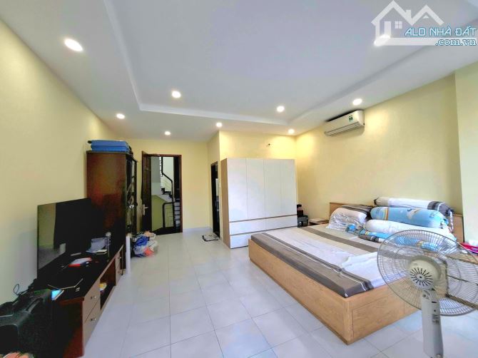 Bán Nhà Đẹp Cư Xá Tự Do, P.7, Tân Bình, 110m², 4 Tầng, Ô tô Vào Nhà, Chỉ 29 Tỷ 9 - 5
