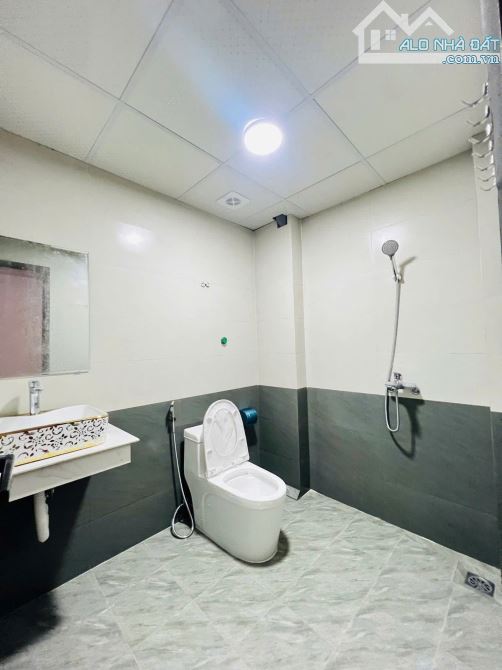 Ngay gần hồ Linh Đàm - Phố Đại Từ - 42M - Lô góc - Ngõ nông đẹp - Full nội thất - Ở ngay. - 6