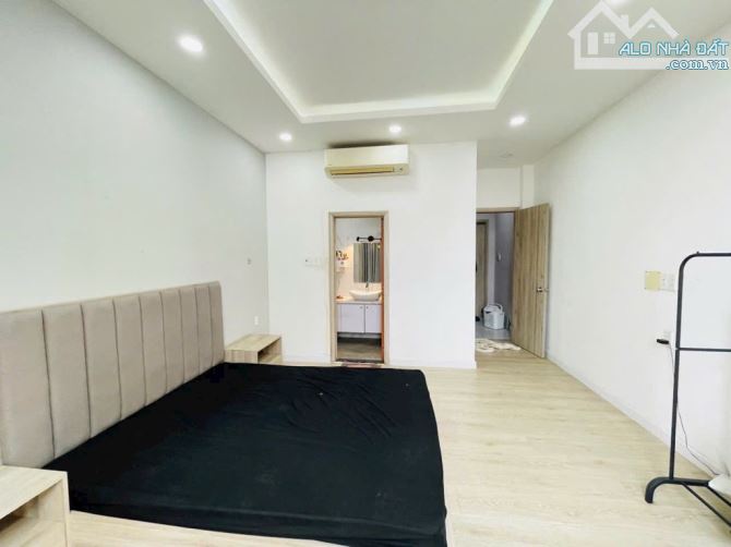 NHÀ HẺM XE HƠI GIÁ TỐT NHẤT TRÊN PHẠM VĂN CHIÊU - 3 TẦNG - 48M² NGANG 4M - NHỈNH 5 TỶ - 6