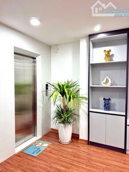 Siêu phẩm Khâm Thiên, xây mới 6 tầng thang máy, full nội thất, 35m2, chào 9 tỷ 8 - 6