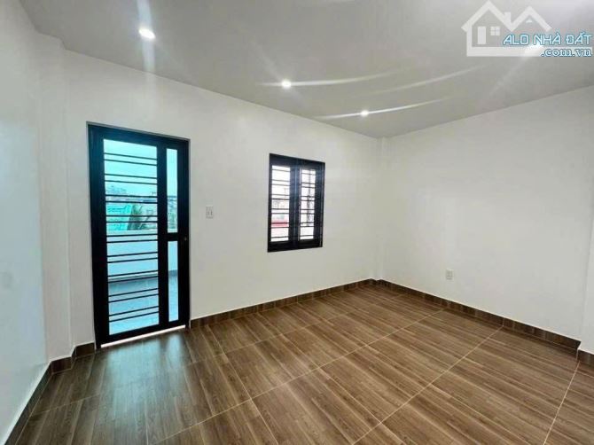 Bán nhà 3,5 tầng phố đình đông thông Lạch Tray giá 2,98 tye - 6