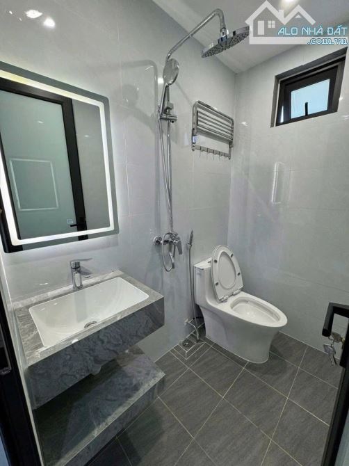 Bán Tòa KS APARTMENT CAO CẤP Phan Kế Bính Linh Lang 8 Tầng 1 Hầm 28 Căn Hộ Mặt Tiền 6,8M - 6