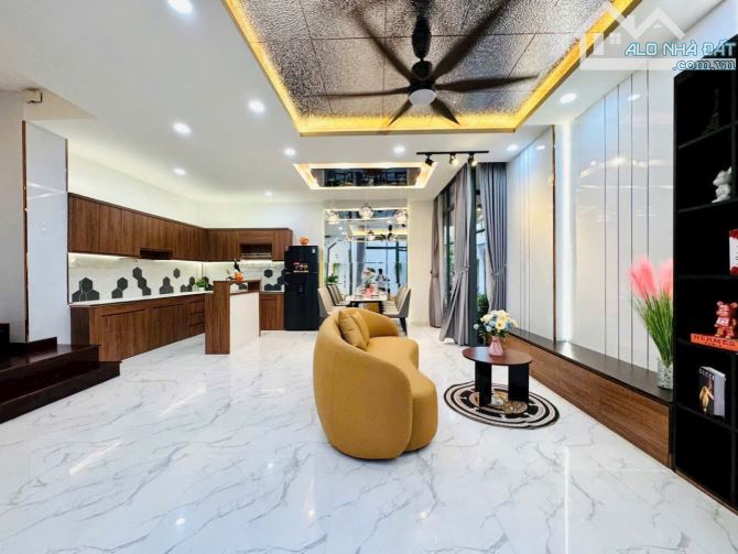 6.5❌10m, BÁN VILLA 4 TẦNG, HẺM 1/ XE HƠI, LÊ ĐỨC THỌ, P16 GÒ VẤP, NHỈNH 7 TỶ - 9