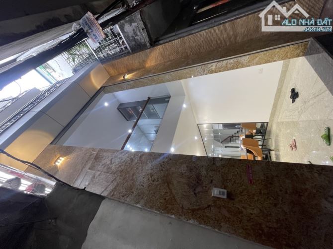 Siêu phẩm Khâm Thiên, xây mới 6 tầng thang máy, full nội thất, 35m2, chào 9 tỷ 8 - 9