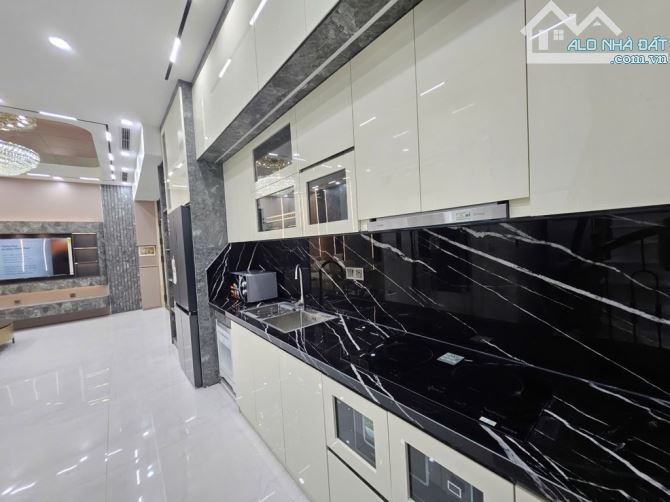 Nhà đẹp phố hoàng như tiếp 6 tầng thang máy sẵn về ở - 9