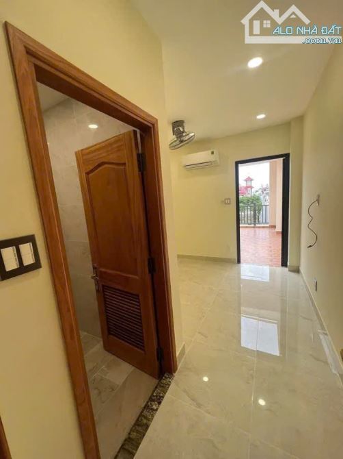 BÁN NHÀ ĐẸP 4 TẦNG VÕ VĂN KIỆT, P. CẦU ÔNG LÃNH, TP.HCM GIÁ CHỈ HƠN 16 TỶ